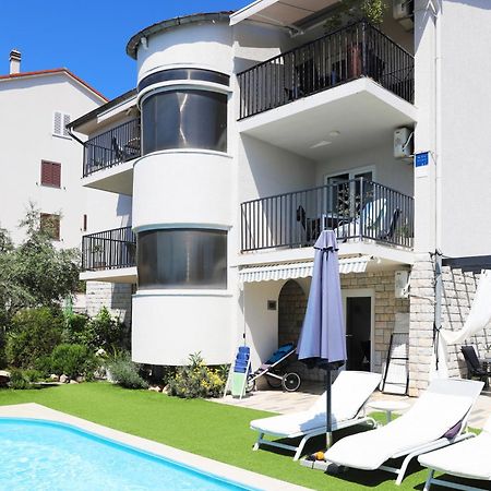 Apartments Skandi1 Malinska Exterior photo